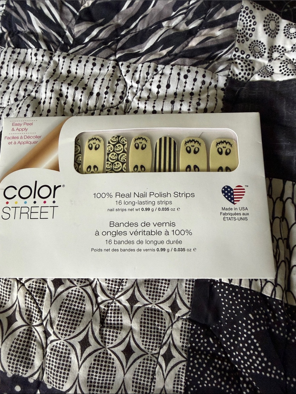 NIP Color Street BOO CREW Stripes Ghost Face Glow In The Dark Halloween Nail Set